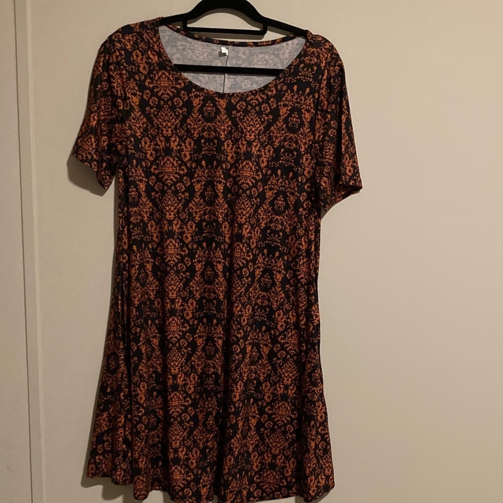 Elegant Black and Orange Maxi Dress